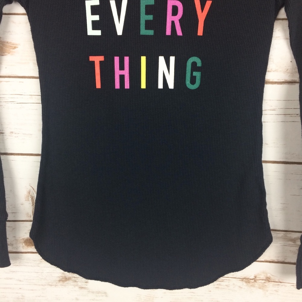 Old Navy gray graphic thermal size medium - Picture 4 of 8